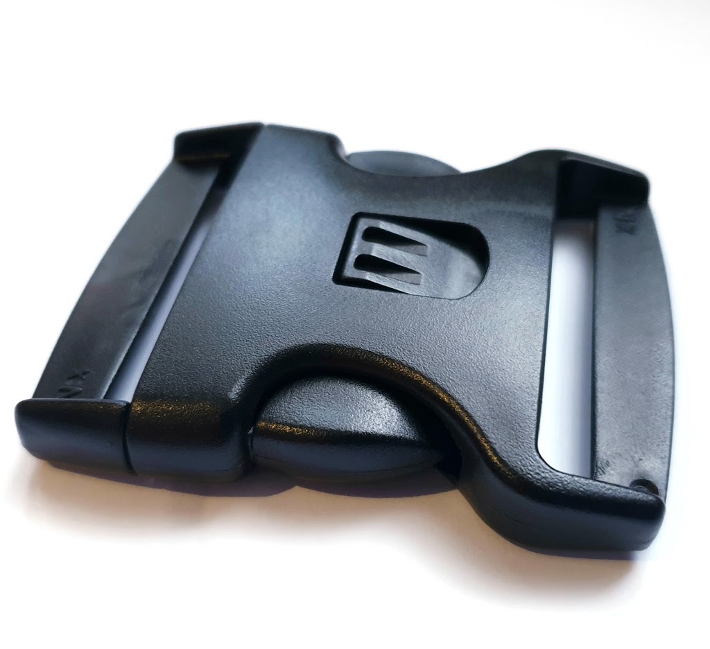  ITW Nexus® 3-point buckle