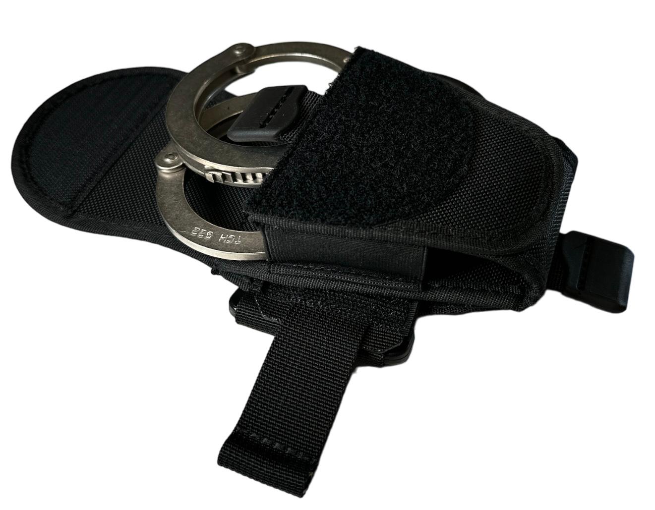 AUTHORITIES ON TOP OF THE BUCKLE HANDCUFF POUCH