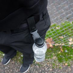 Drinking bottle belt keeper black